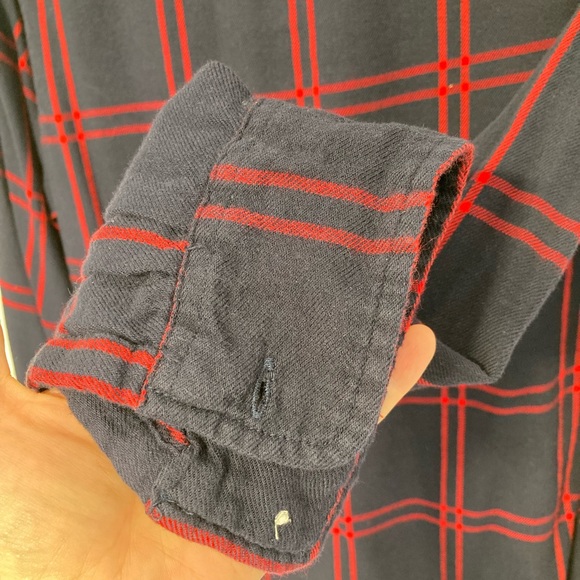 Gap flannel button down - Picture 6 of 6